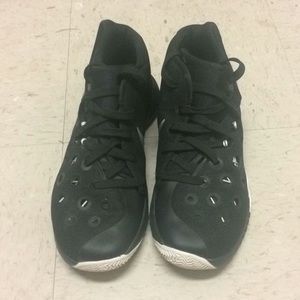 *Like new* Nike hyperquickness 3’s size 7.5 men